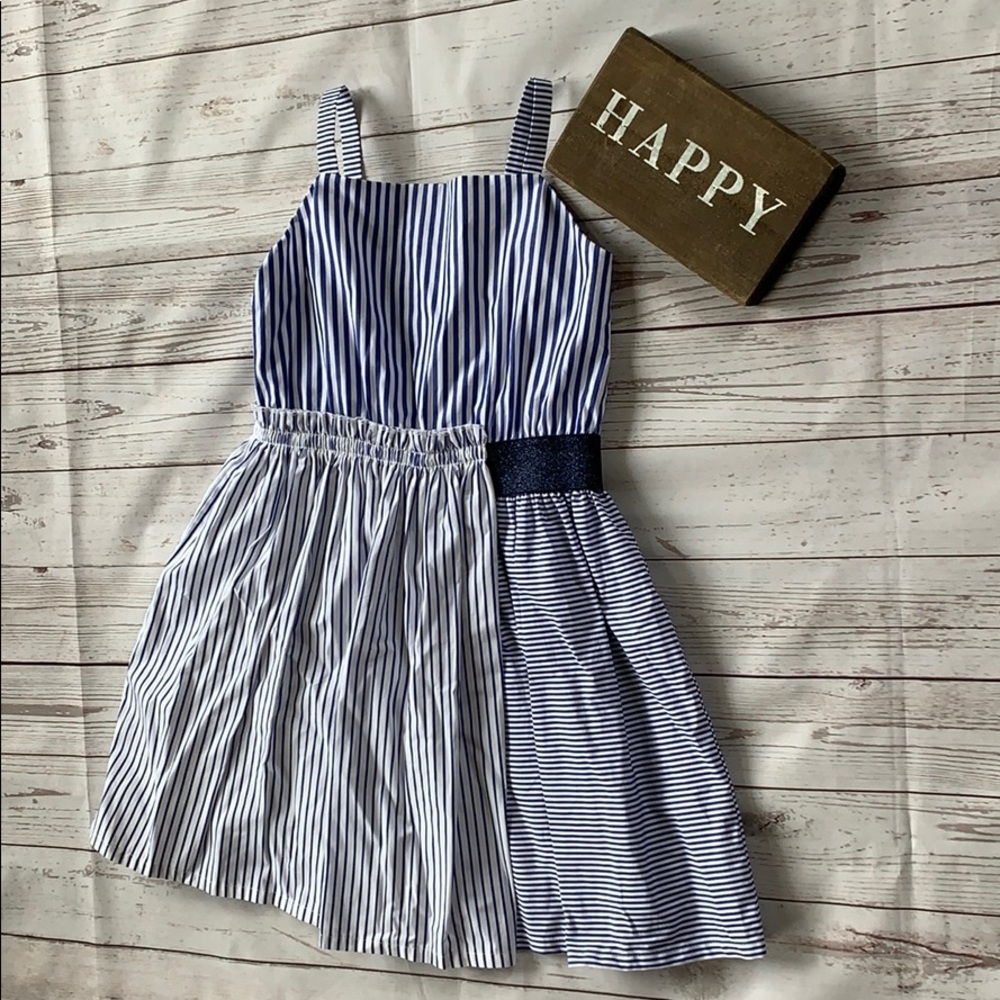 Girls dress size 10/12